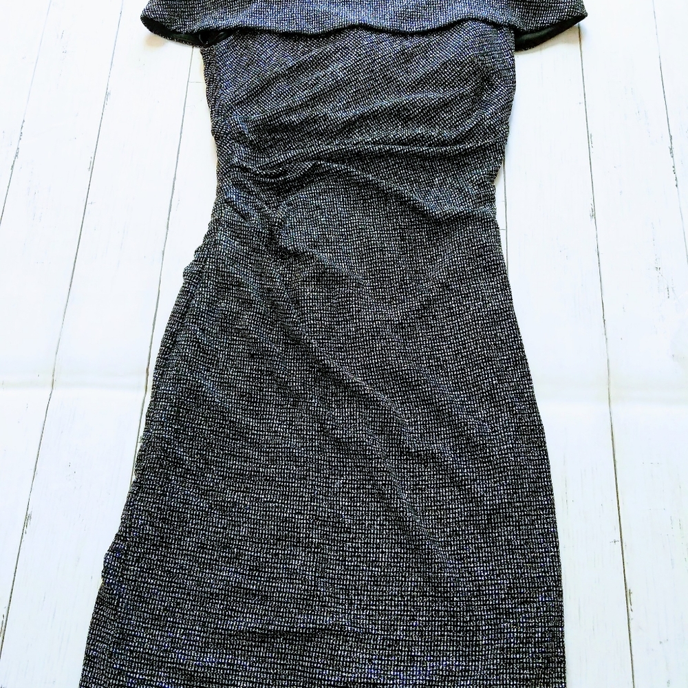 Xscape Evenings Women Metallic Sparkle Gown SIZE 4 Off The Shoulder Black - Picture 5 of 12